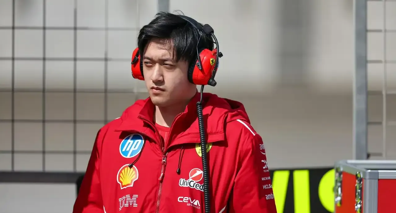 阿斯顿马丁绝杀红牛车队,周冠宇高光表现 阿斯顿马丁绝杀红牛车队,周冠宇高光表现