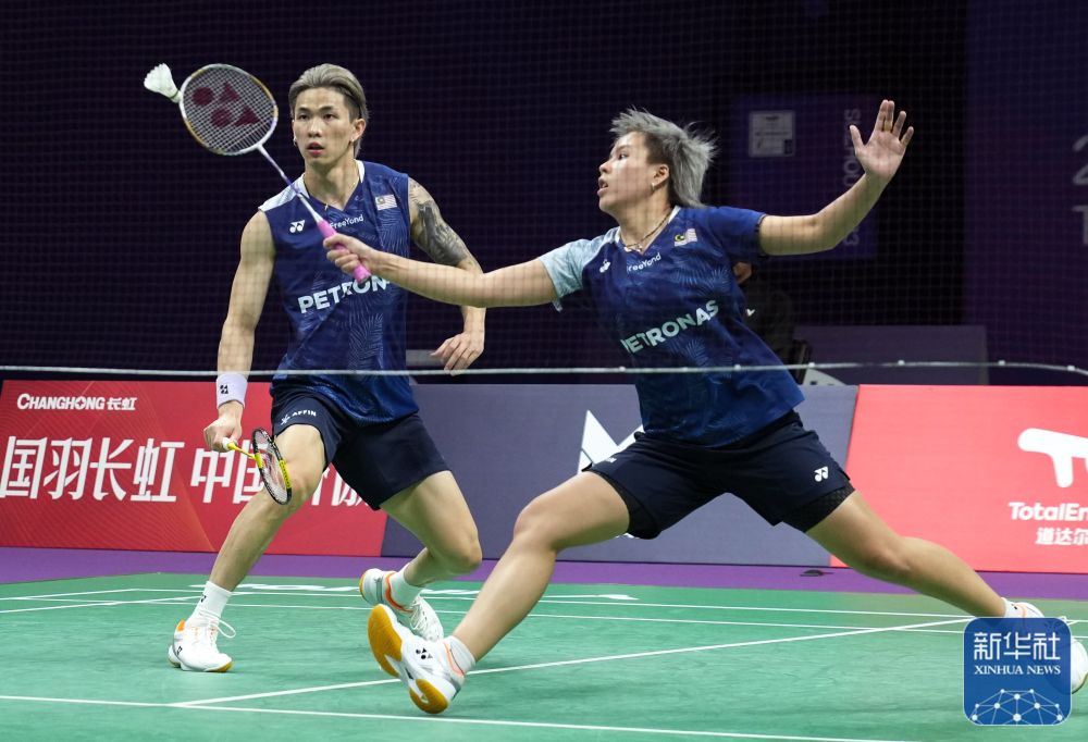 中国队轻取马来西亚队，黄鸭组合状态火热