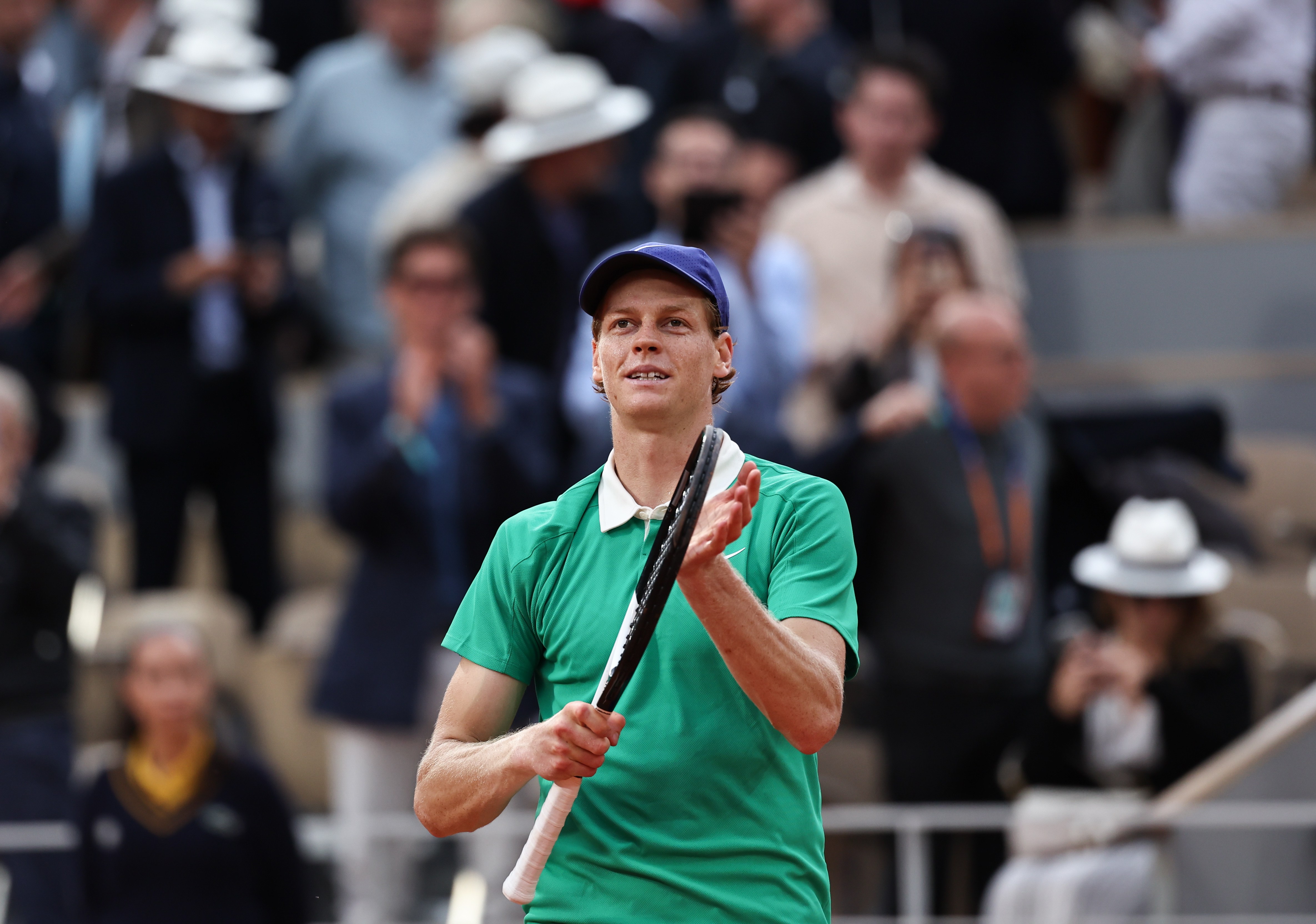 ATP总决赛鏖战法网，辛纳统治全场