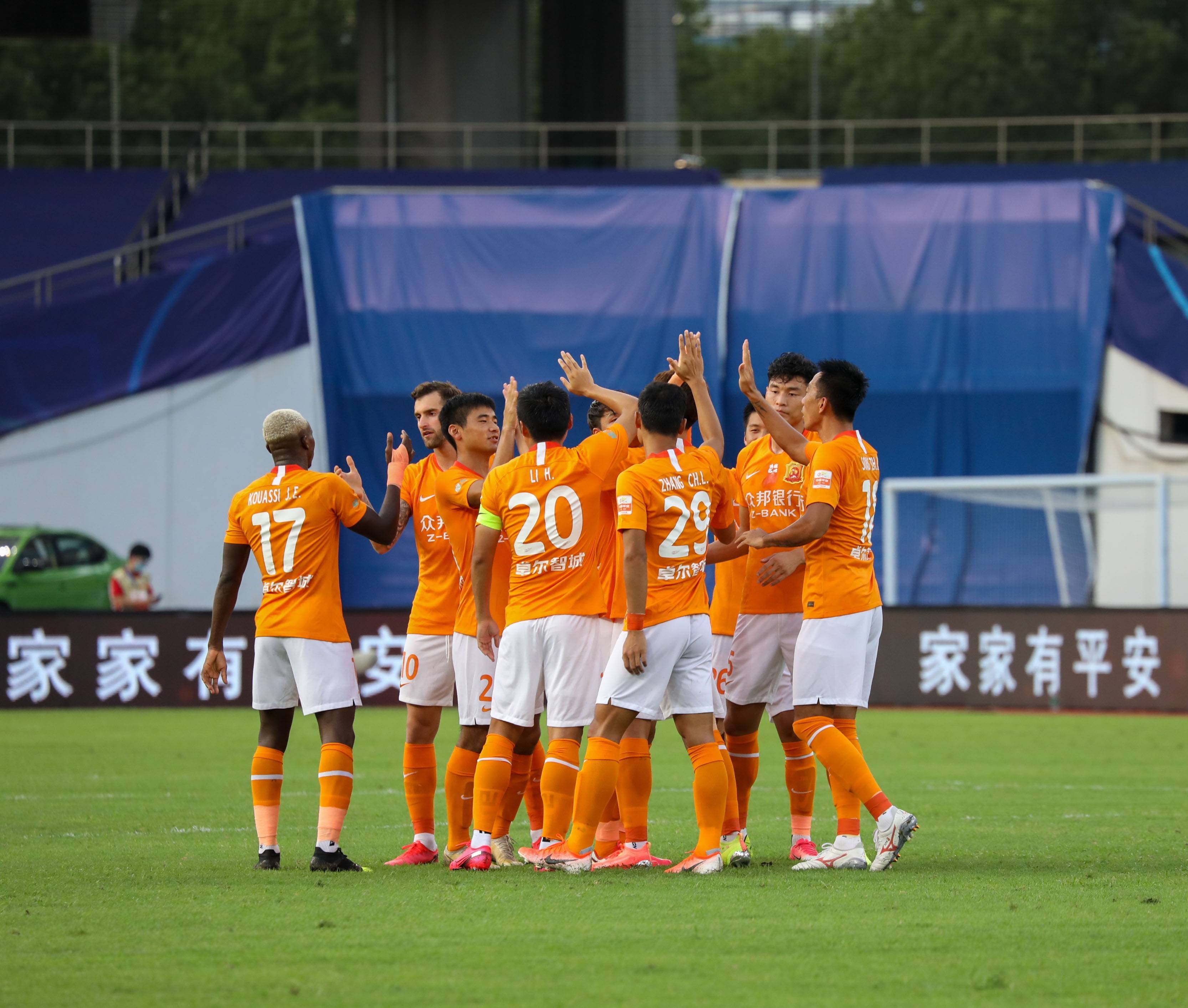 河北华夏幸福主场不敌武汉卓尔 河北华夏幸福主场不敌武汉卓尔