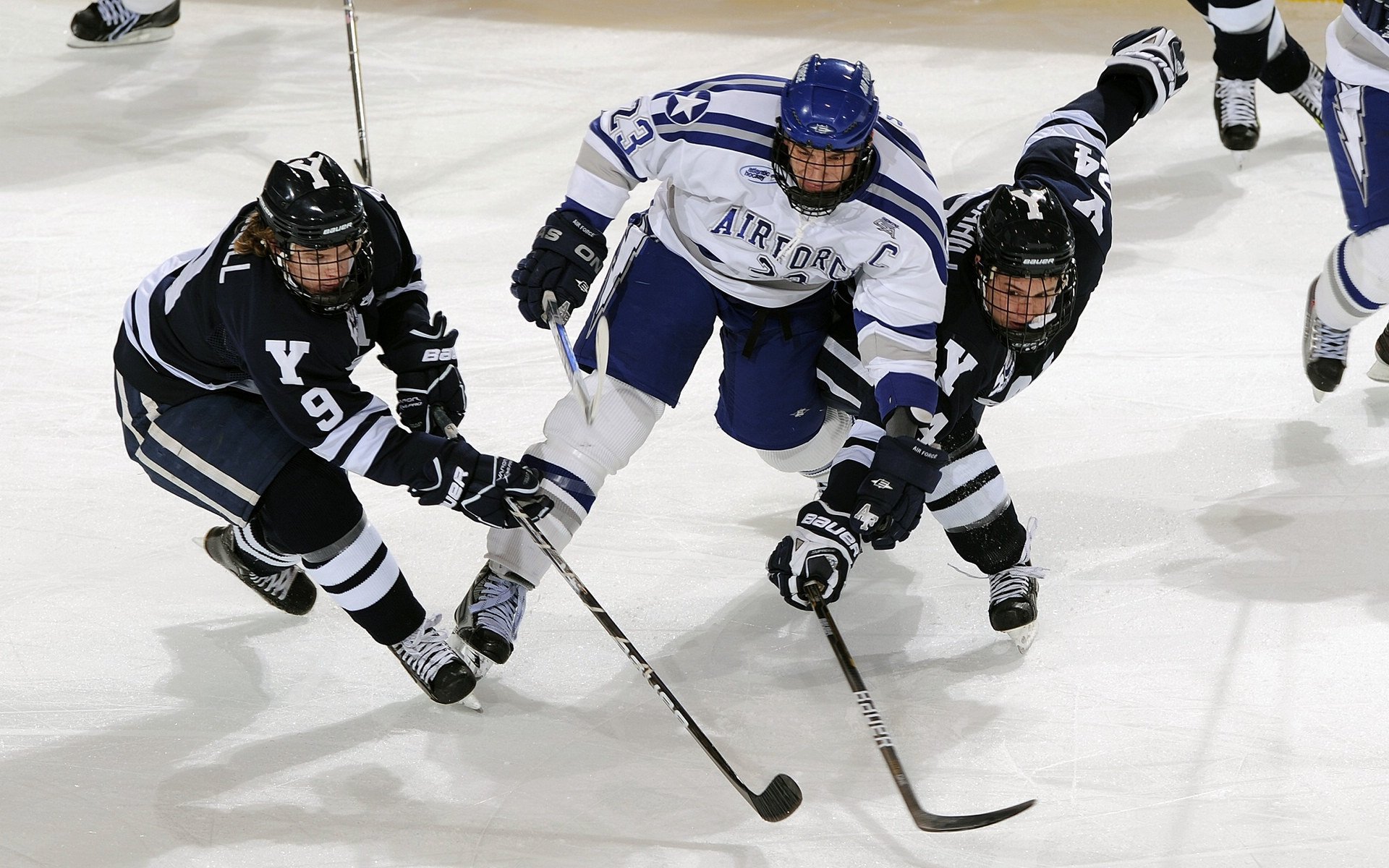 拉梅洛关键节点连续得分，火箭强势拿下76人
