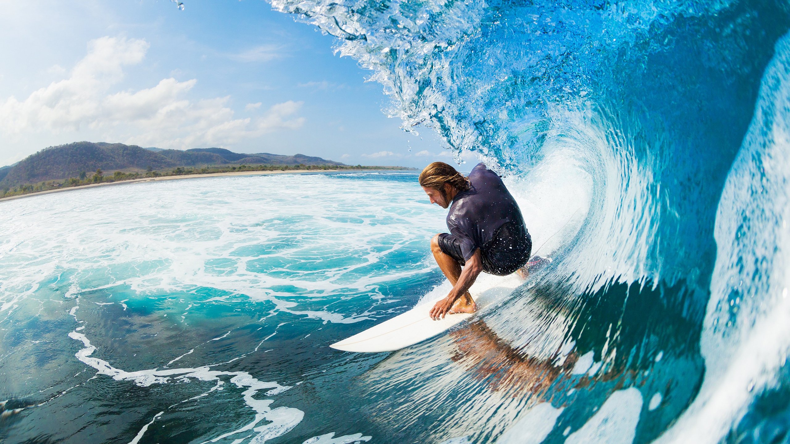 梅赛德斯横扫红牛二队,佩雷兹统治全场,一场策略与执行的完美演绎